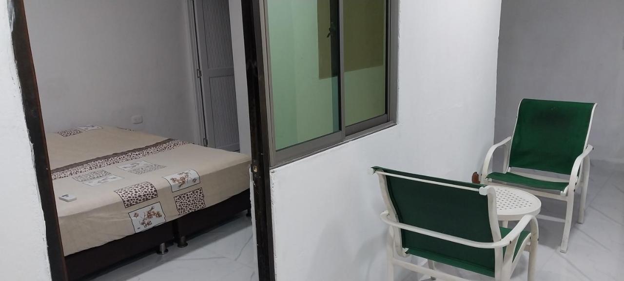 La Medellin Hostal Cartagène Extérieur photo